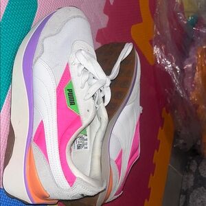 Puma Women's White and Pink Sneakers